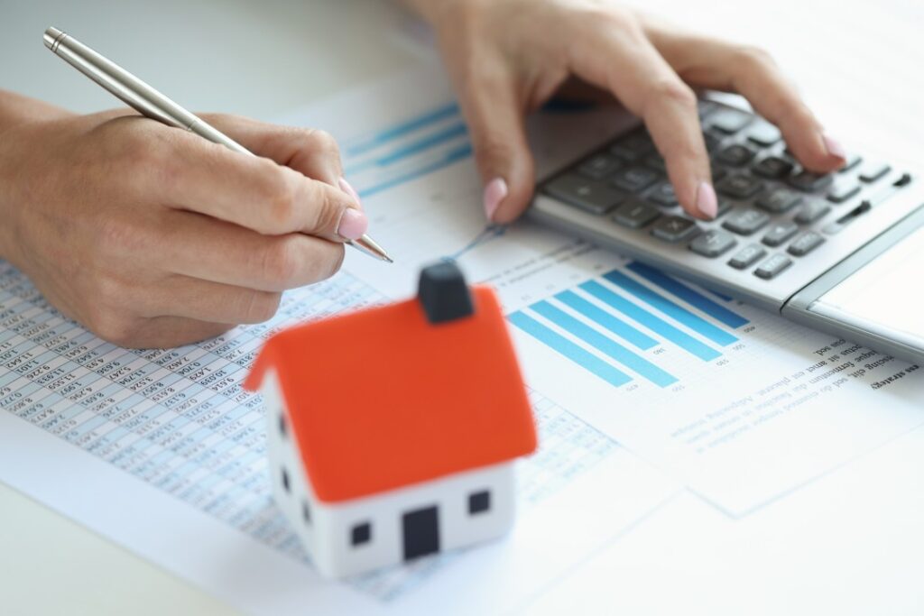 How is Plusvalia Property Tax Calculated?