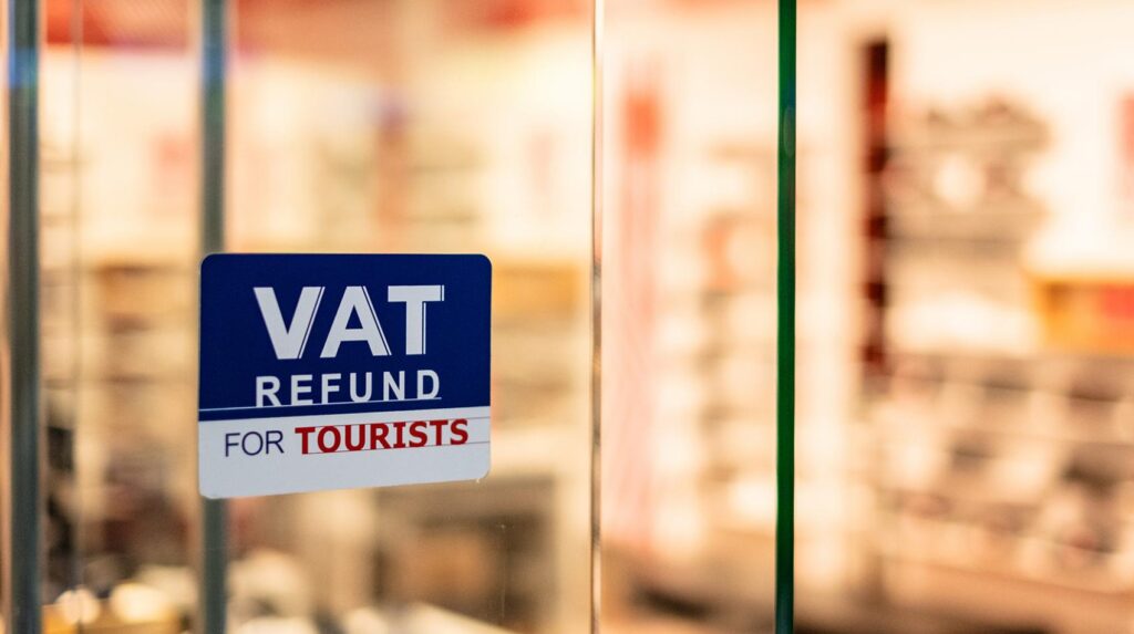 How Does VAT Refund Work for Tourists in Spain?